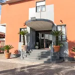 Paradiso Hotell 3*