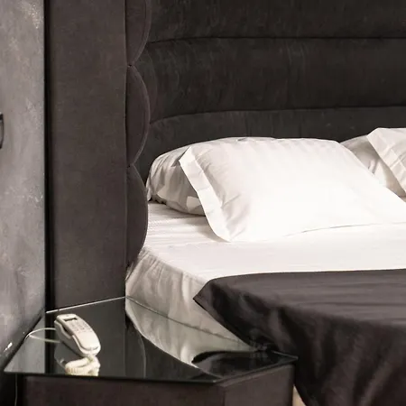 Paradiso Szálloda 3*