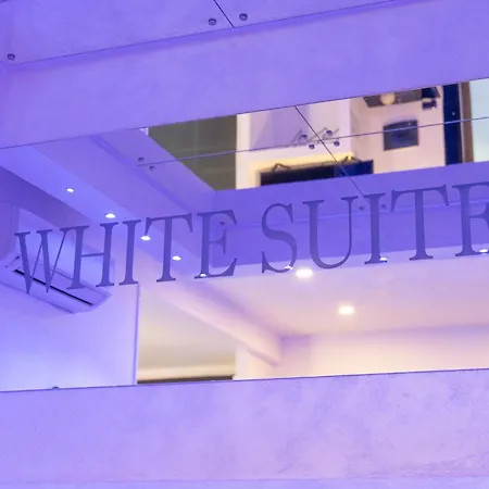 Paradiso لاغو باتريا