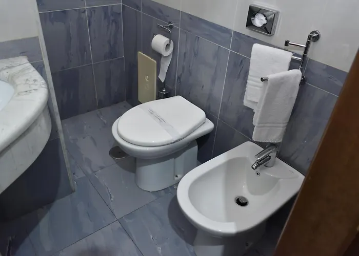 Paradiso מלון לאגו פטרייה