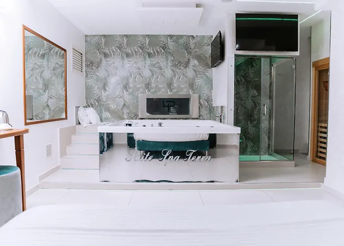 מלון Paradiso 3*